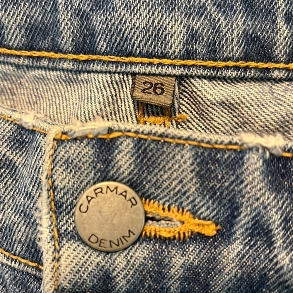 CARMAR Jeans Straight Leg High Rise Destroyed Busted Knee Grunge Designer 2/26 - Picture 4 of 9